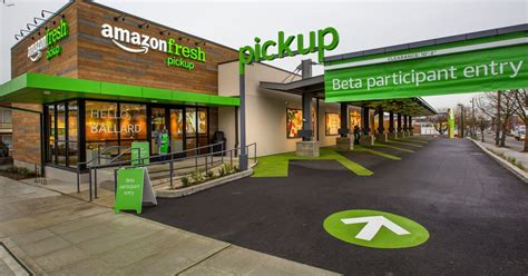 Amazon Tries To Bag A Big Chunk Of Grocery Market With Seattle Pickup