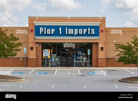 Hickory Nc Usa 20 Aug 2018 A Pier 1 Imports Store A Chain