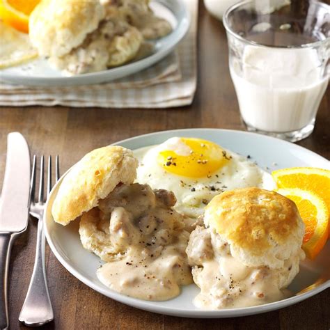 Homemade Country Sausage Gravy Biscuits And Gravy