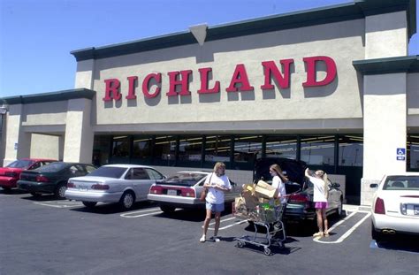 Improvements At The Richland Shopping Center In Ceres Have Brought New