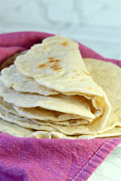 Perfect Homemade Flour Tortillas Only 5 Ingredients