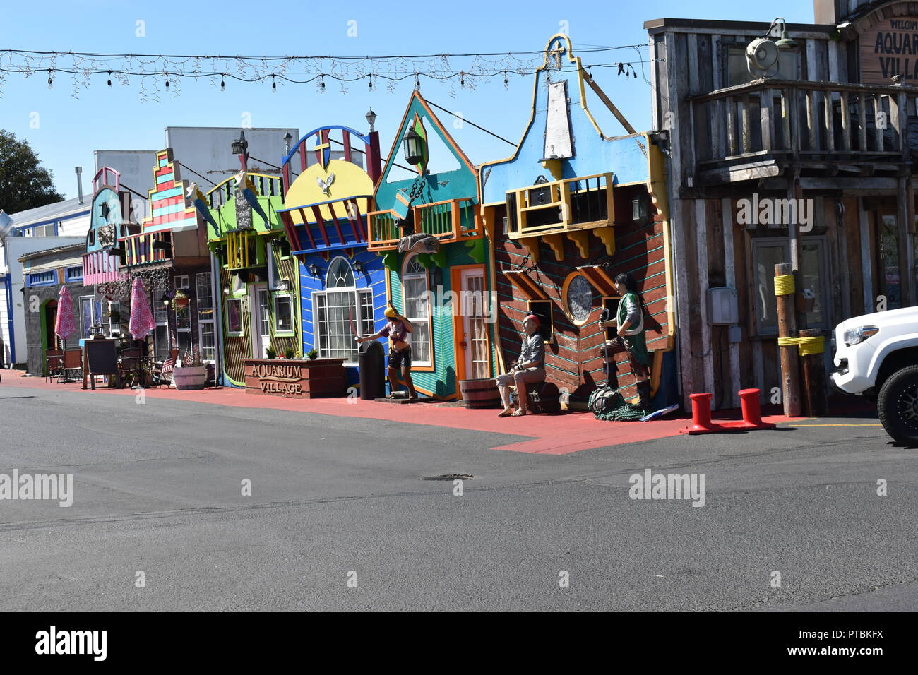 Shopping Newport Hi Res Stock Photography And Images Alamy